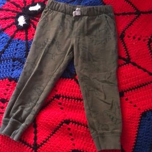 Carter’s 3T pants. Dinosaur print 🦖